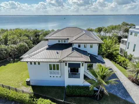 7683 Pelican Pointe Drive Jensen Beach FL 34957