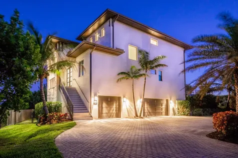 7683 Pelican Pointe Drive Jensen Beach FL 34957