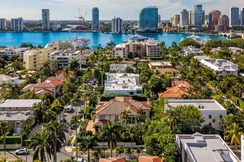 401 Chilean Avenue Palm Beach FL 33480