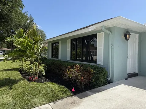 4380 Pear Tree Circle Boynton Beach FL 33436