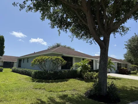 4380 Pear Tree Circle Boynton Beach FL 33436