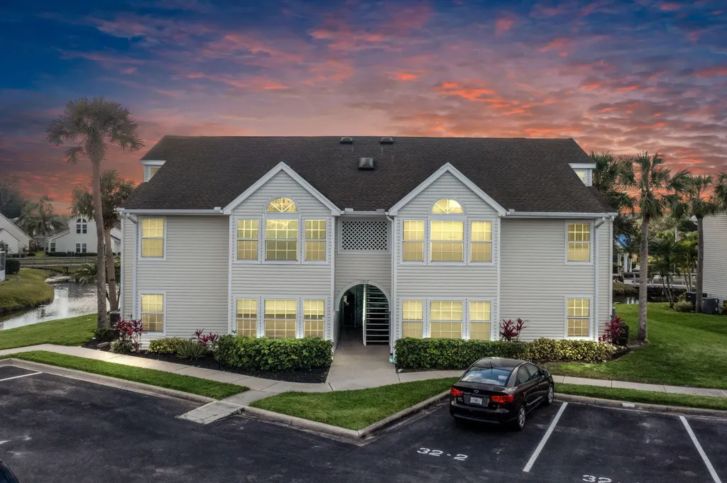 1907 Aynsley Way Vero Beach FL 32966