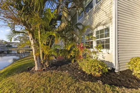 1907 Aynsley Way Vero Beach FL 32966