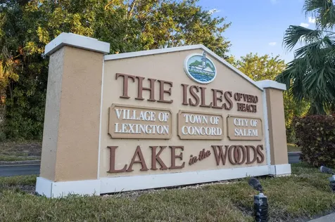 1907 Aynsley Way Vero Beach FL 32966