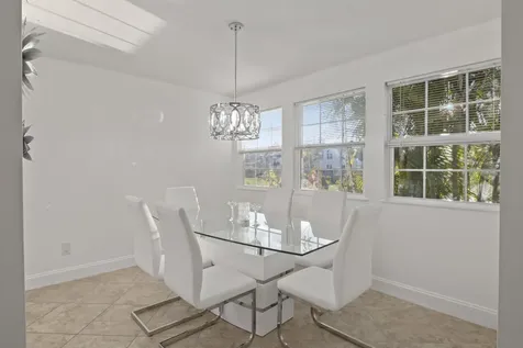 1907 Aynsley Way Vero Beach FL 32966