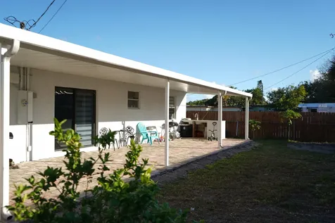 303 Nw 28 Way Fort Lauderdale FL 33311