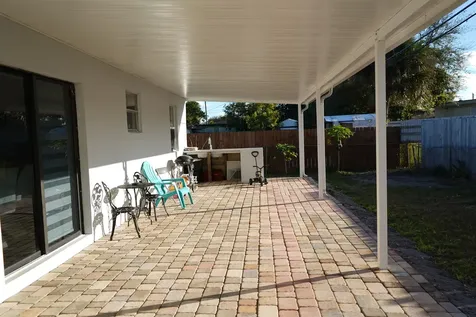 303 Nw 28 Way Fort Lauderdale FL 33311