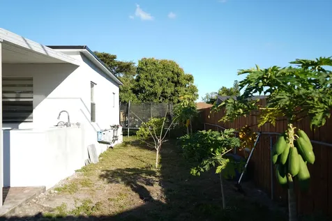 303 Nw 28 Way Fort Lauderdale FL 33311