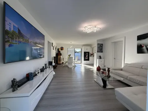 303 Nw 28 Way Fort Lauderdale FL 33311