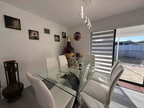 303 Nw 28 Way Fort Lauderdale FL 33311