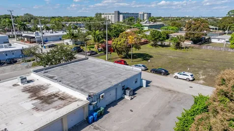 3496 NE 12 Terrace Terrace Oakland Park FL 33334