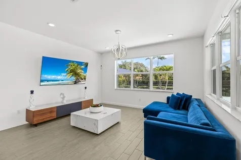 2724 Country Lake Trail Boynton Beach FL 33436