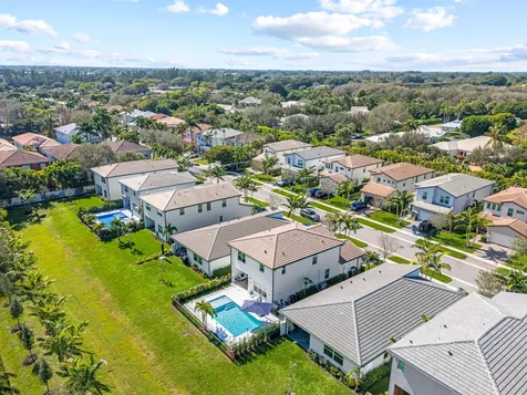 2724 Country Lake Trail Boynton Beach FL 33436