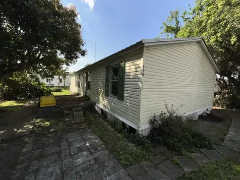 170 Apple Avenue Pahokee FL 33476