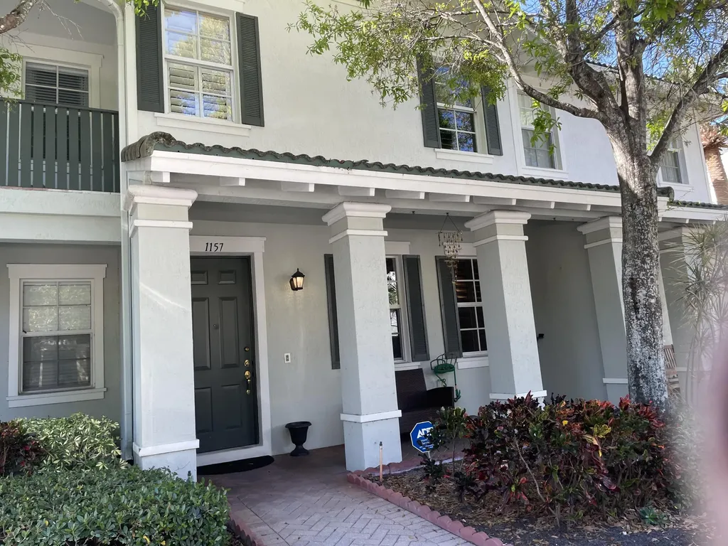 1157 Nw 18th Avenue Boca Raton FL 33486