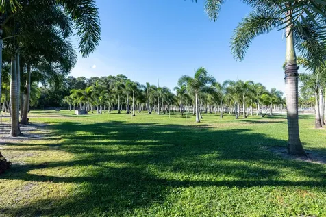 13528 N 6th Court Loxahatchee Groves FL 33470