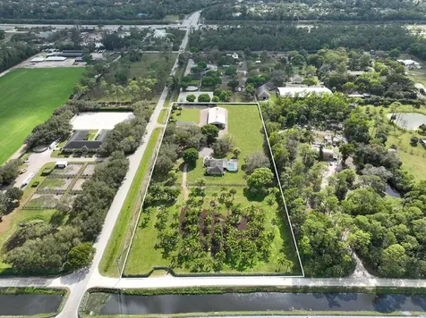 13528 N 6th Court Loxahatchee Groves FL 33470