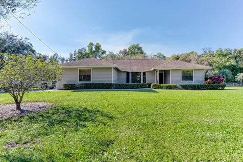 13528 N 6th Court Loxahatchee Groves FL 33470