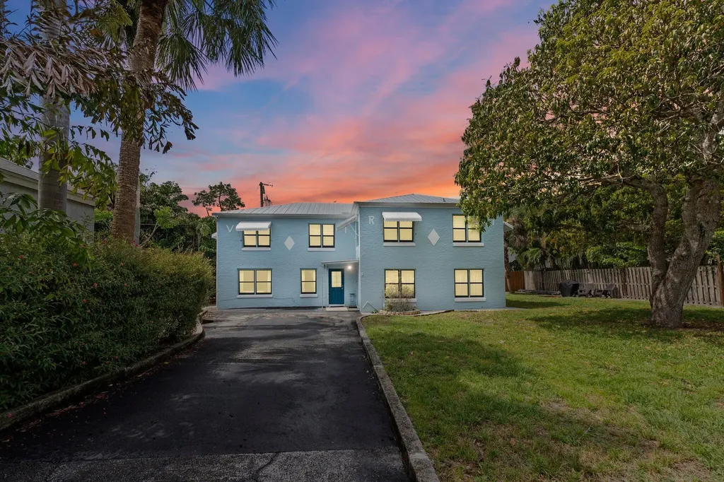 1136 Se Osceola Street Stuart FL 34996