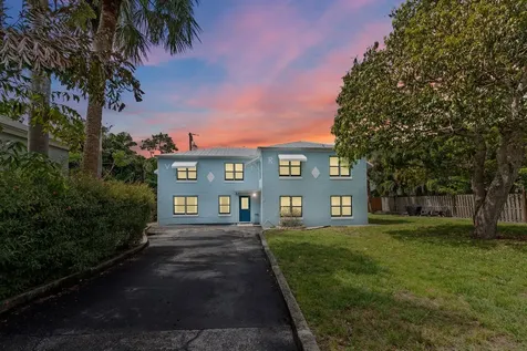 1136 Se Osceola Street Stuart FL 34996