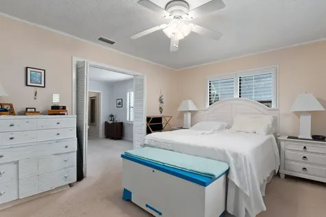 1136 Se Osceola Street Stuart FL 34996