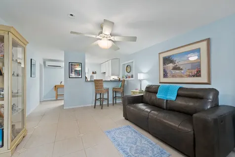 1136 Se Osceola Street Stuart FL 34996