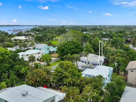 1136 Se Osceola Street Stuart FL 34996