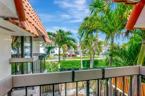 1251 S Federal Highway Boca Raton FL 33432