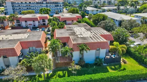 1251 S Federal Highway Boca Raton FL 33432