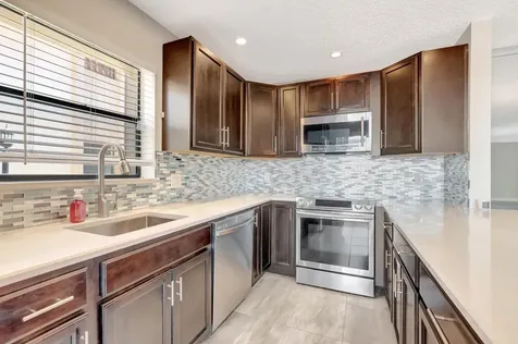 1251 S Federal Highway Boca Raton FL 33432
