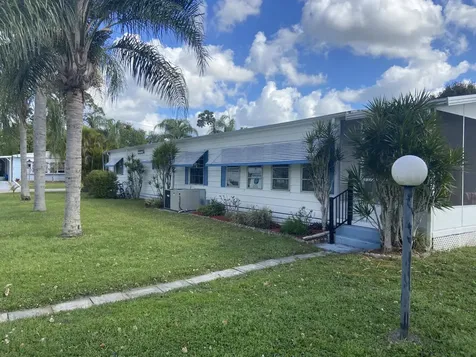 52 Camino Del Rio Port Saint Lucie FL 34952