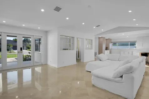 1499 Sw 20th Street Boca Raton FL 33486