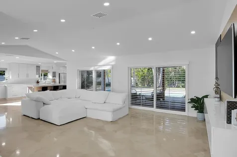 1499 Sw 20th Street Boca Raton FL 33486