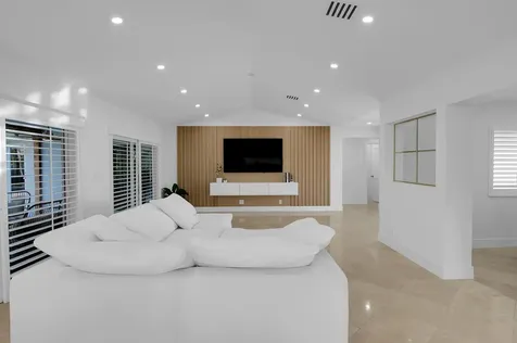 1499 Sw 20th Street Boca Raton FL 33486