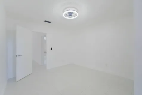 6090 Aloma Lane Boca Raton FL 33433