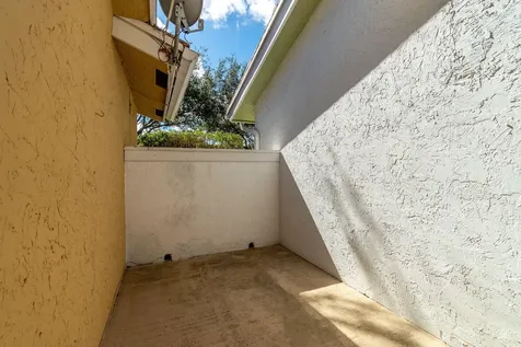 6090 Aloma Lane Boca Raton FL 33433