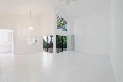 6090 Aloma Lane Boca Raton FL 33433