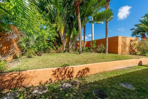 6090 Aloma Lane Boca Raton FL 33433