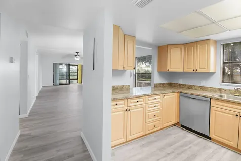 31 Sw South River Drive Drive Stuart FL 34997