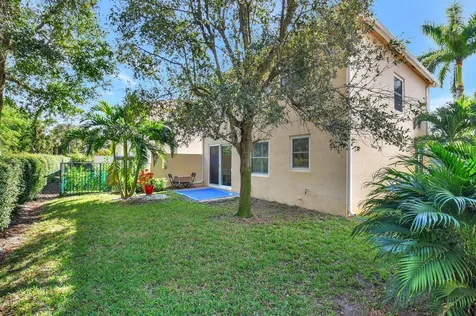 10184 White Water Lily Way Boynton Beach FL 33437