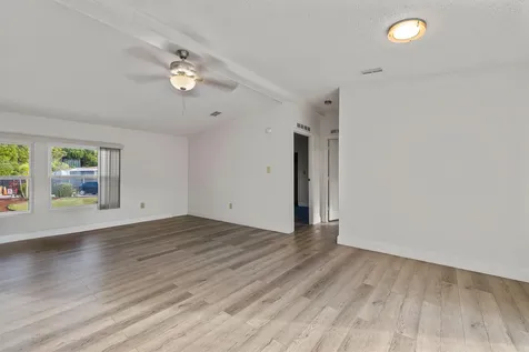 11831 Bay Place Boca Raton FL 33428