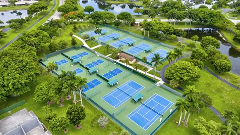 8224 Sweetbriar Way Boca Raton FL 33496