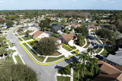 9935 Pine Dust Court Lake Worth FL 33467