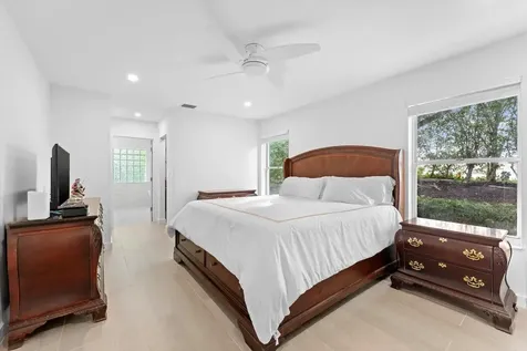 6045 Old Court Road Boca Raton FL 33433
