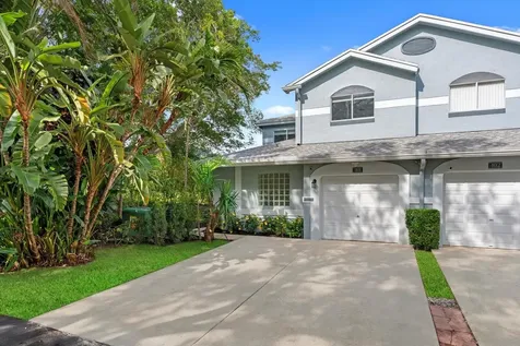 6045 Old Court Road Boca Raton FL 33433
