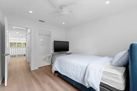 6045 Old Court Road Boca Raton FL 33433