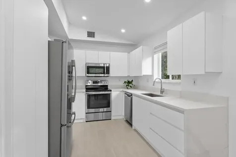 6045 Old Court Road Boca Raton FL 33433