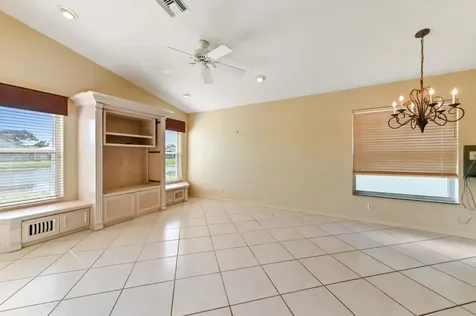 6568 Kings Creek Terrace Boynton Beach FL 33437