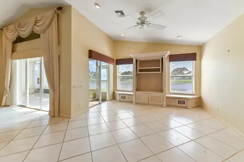 6568 Kings Creek Terrace Boynton Beach FL 33437