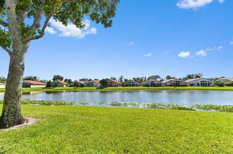 6568 Kings Creek Terrace Boynton Beach FL 33437